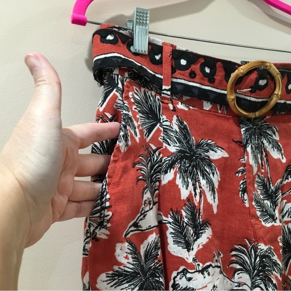 TAHARI Linen Shorts Orange Black Palm Tree Print Tropical Belted pocket - Picture 4 of 5